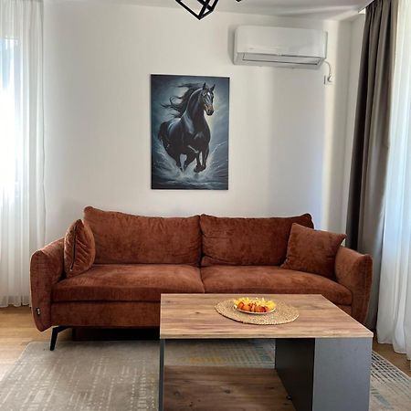 Apartmant Sofranac Будва Екстер'єр фото