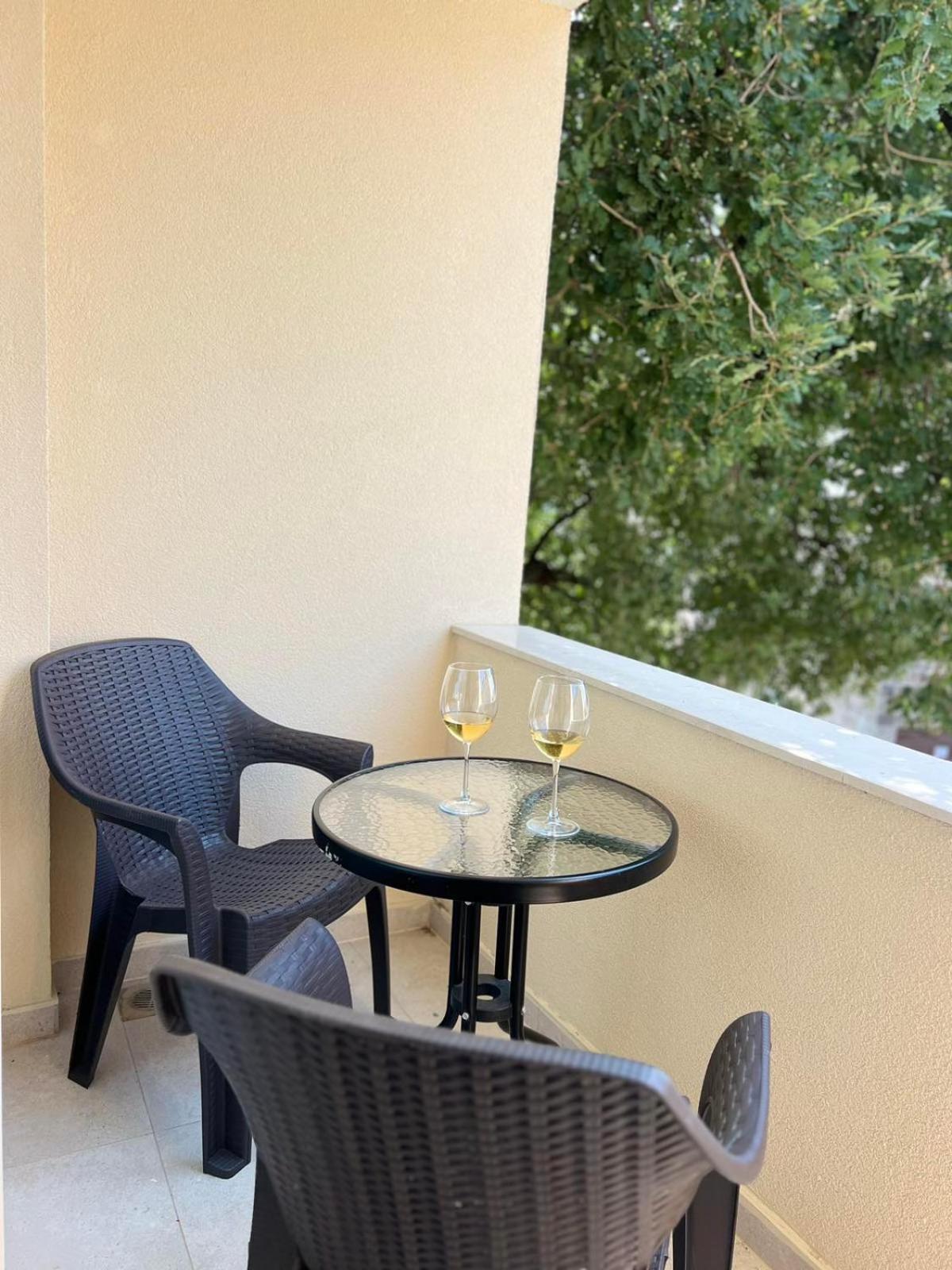 Apartmant Sofranac Будва Екстер'єр фото